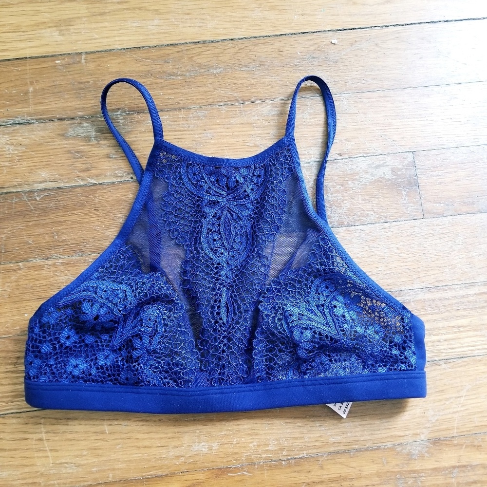 NWT Victoria's Secret Blue Lace Bralette